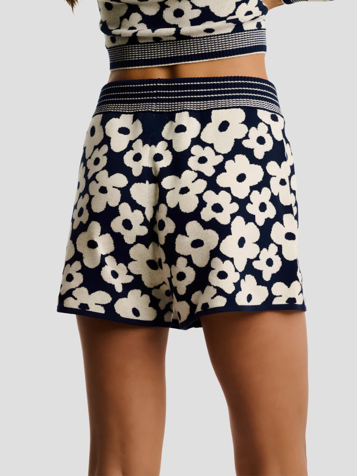 Daisy Dreamer Cotton Short