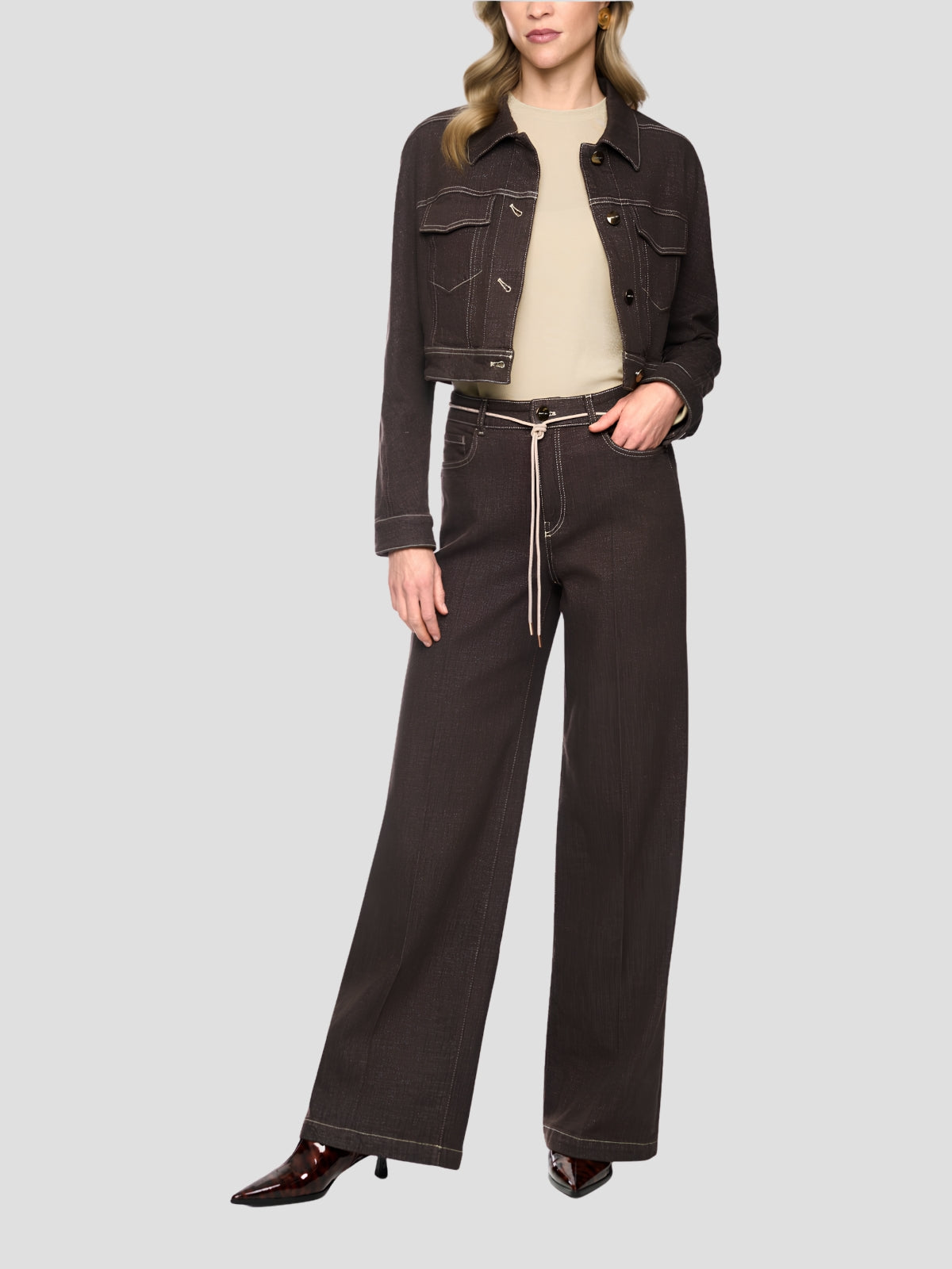 WARRI Jeans with Contrasting Details